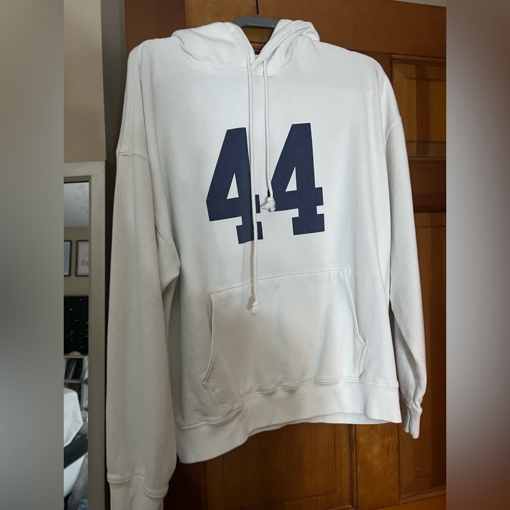 Brandy Melville 44 hoodie